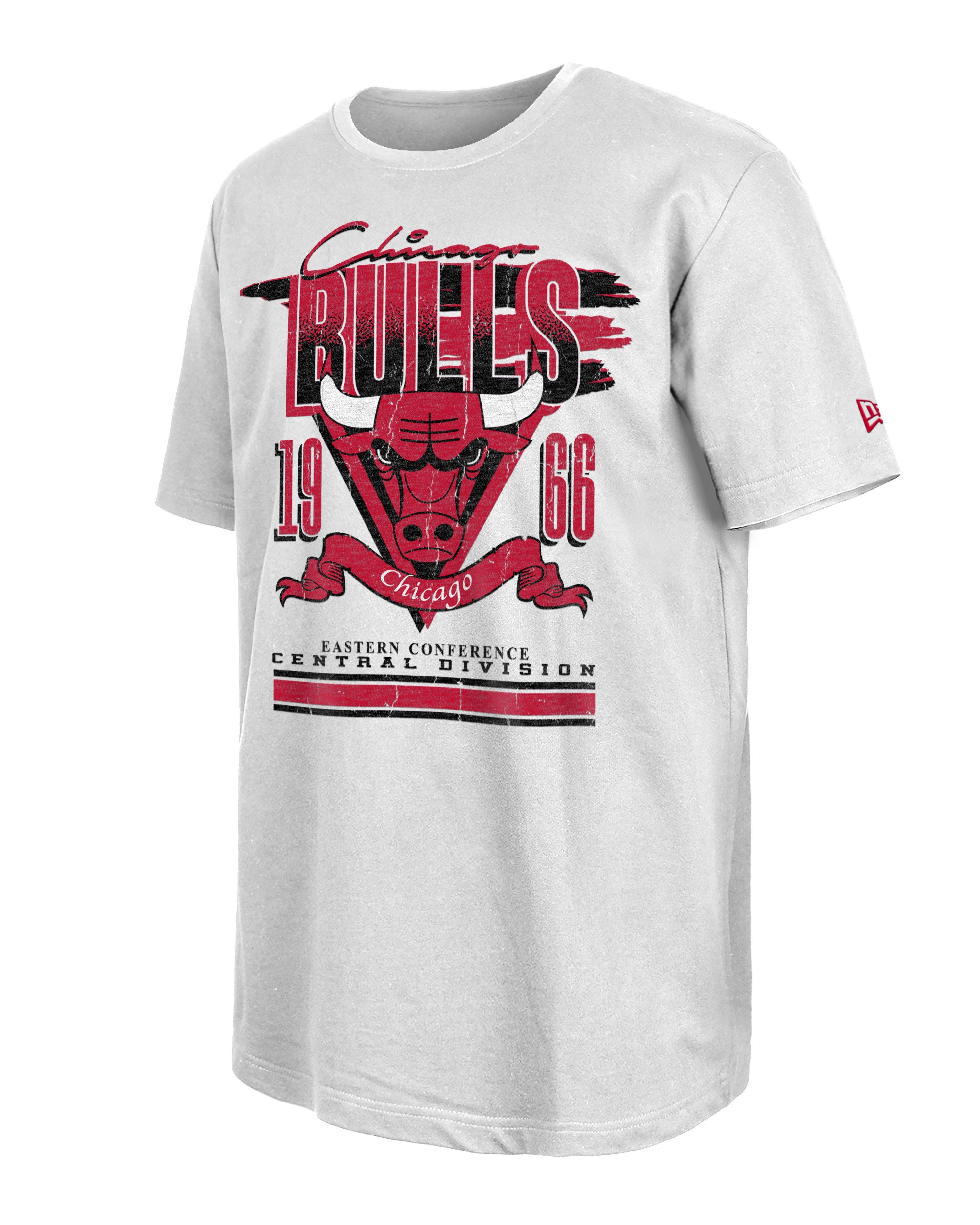 New Era Men's Chicago Bulls Sports Classic '96 Short Sleeve Top - White - WHITE/RED